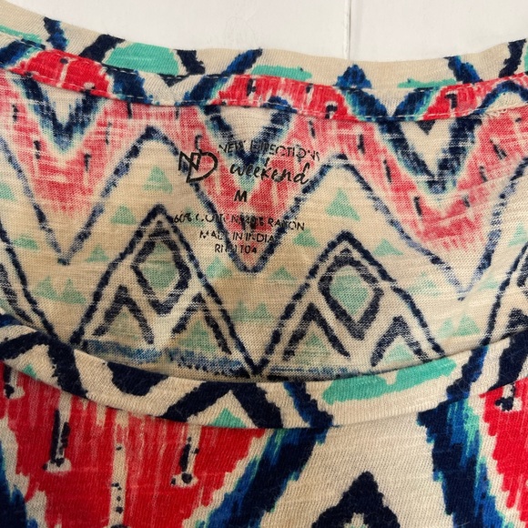 Womens ND New Directions Weekend Top Hi Low Size Medium JD - Picture 5 of 5